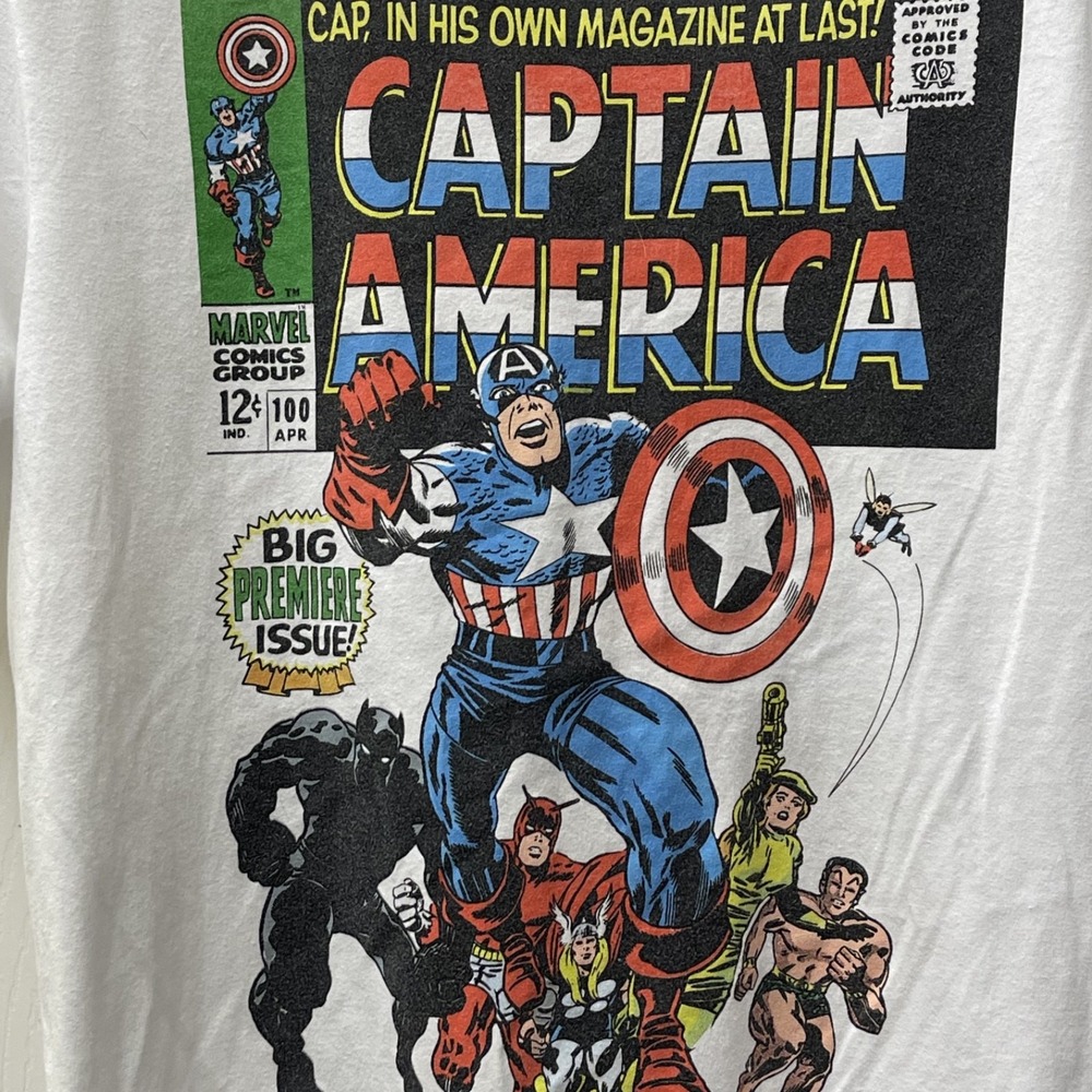 Marvel Captain America Medium Comic Book 100 Cover Vintage Cover